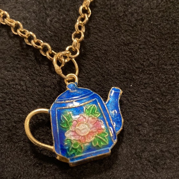Teapot Necklace - Picture 3 of 5